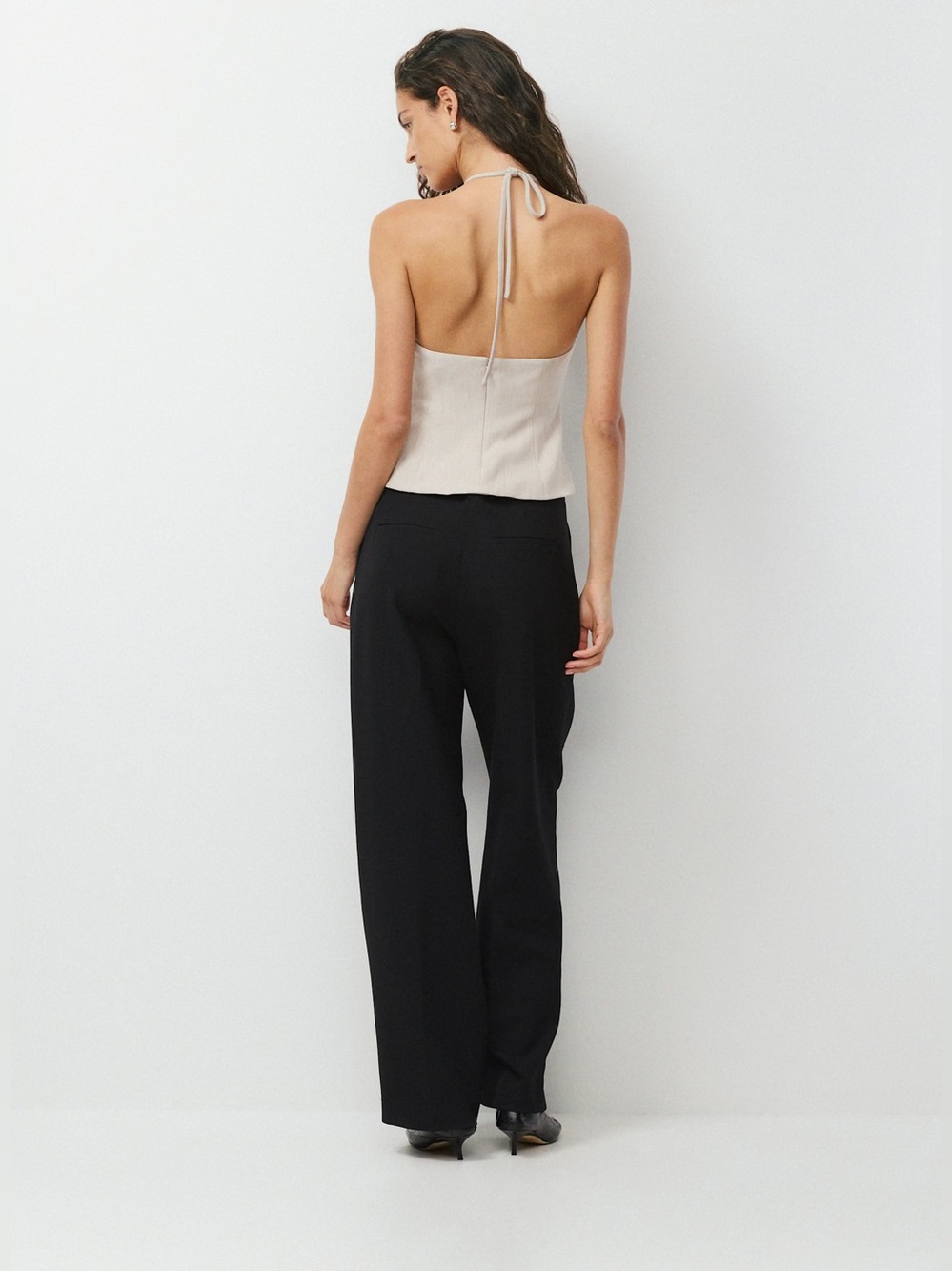 Aritzia Convention Halter Top - Eversential™ - Picture 2 of 9